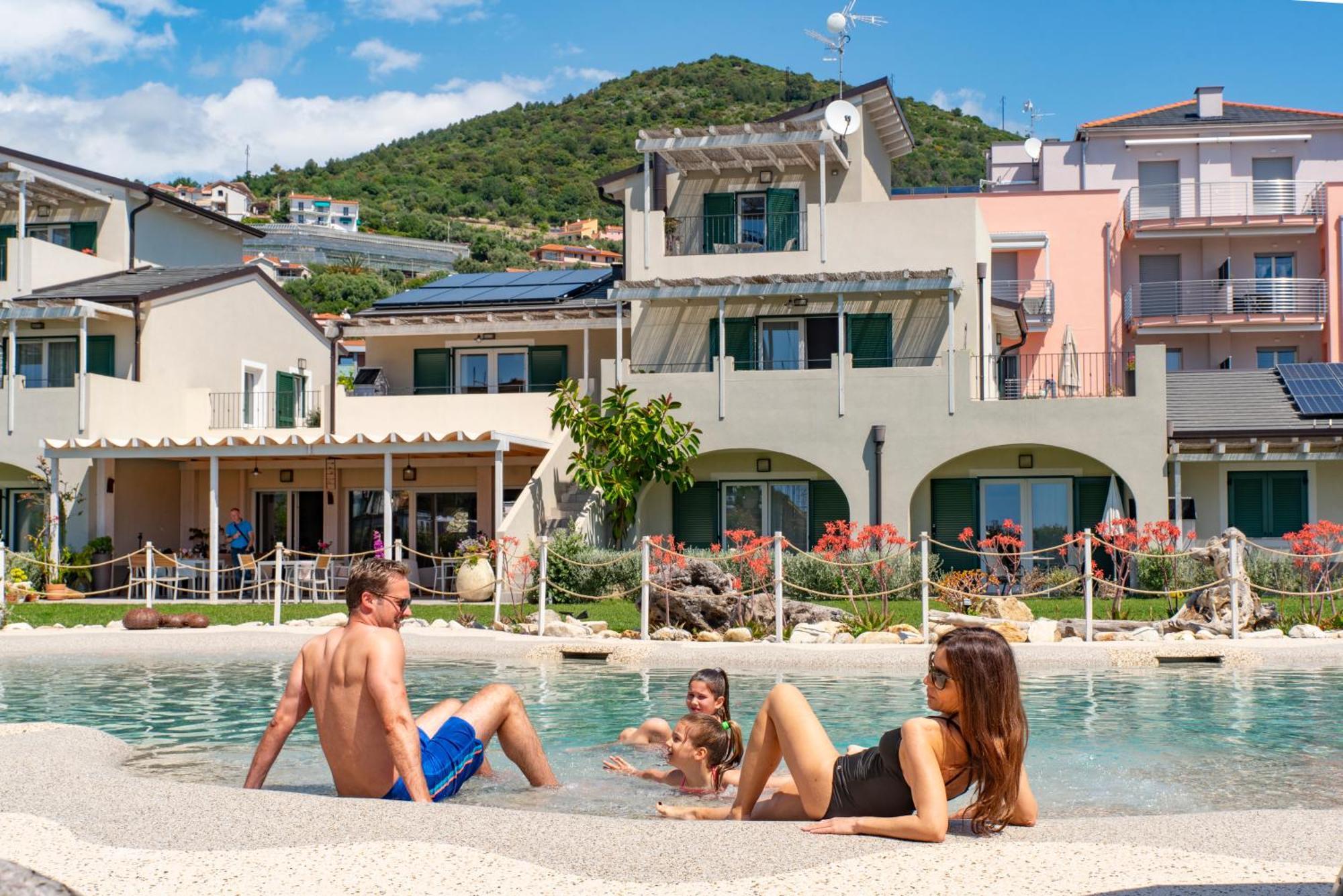 Barbaciiu Vacanze Green Пиетра Лигуре Екстериор снимка